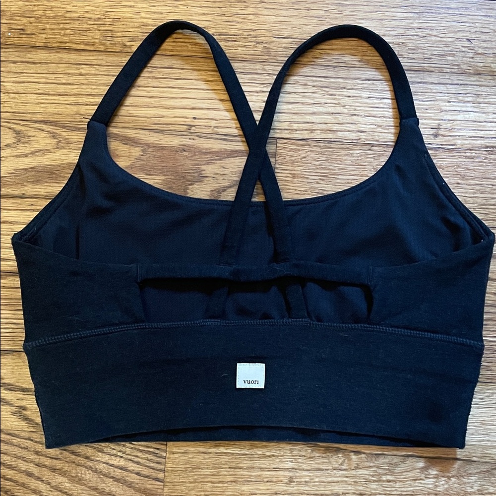 Vuori Black Strappy Elevation Sports Bra SzS - Picture 4 of 8